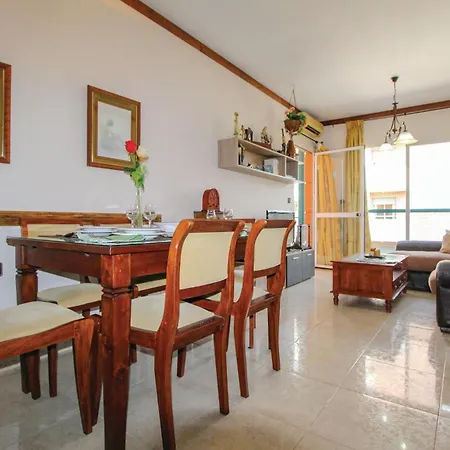 Apartamento Awesome In With Wifi